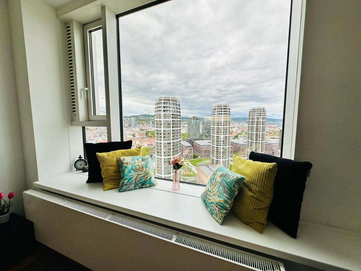 Apartments In Panorama City On 25Th Floor - Amazing View Close To Old Town Bratislava Exterior photo