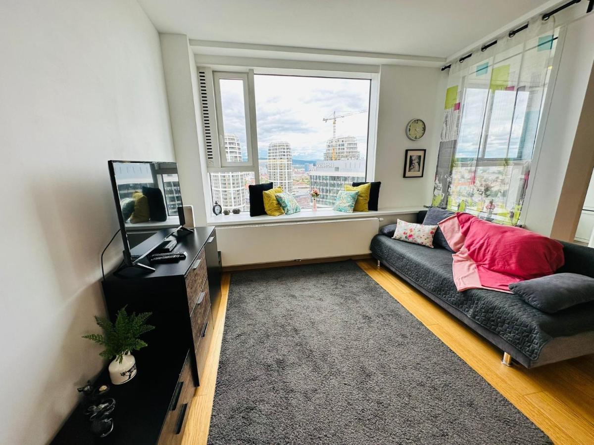 Apartments In Panorama City On 25Th Floor - Amazing View Close To Old Town Bratislava Exterior photo